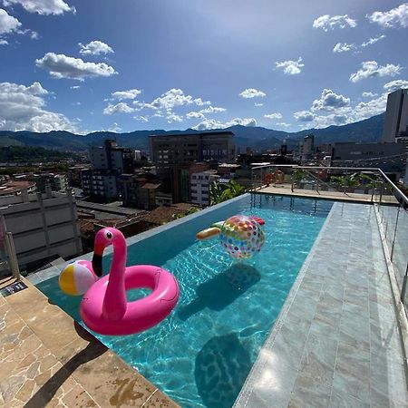 Apartahotel Medellín Zewnętrze zdjęcie