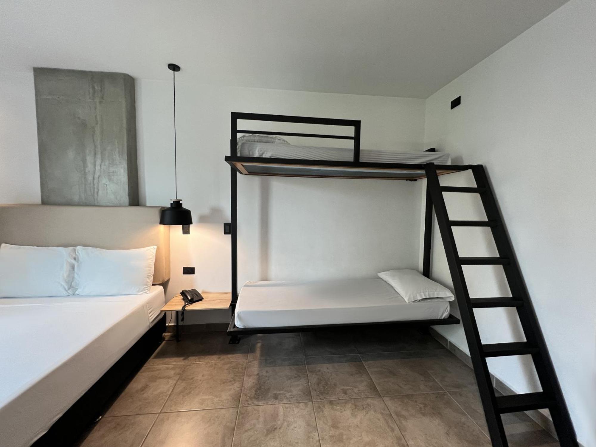Apartahotel Medellín Zewnętrze zdjęcie