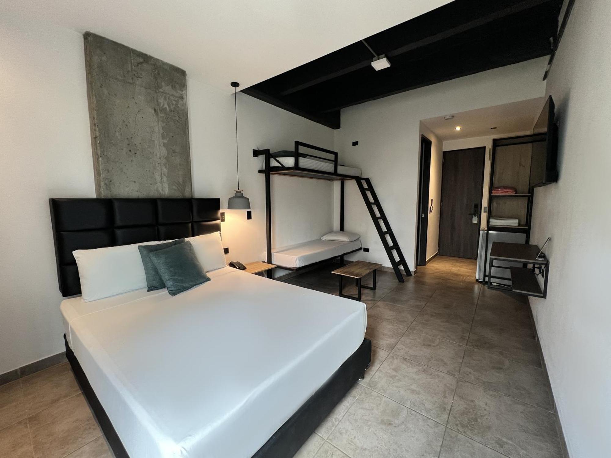 Apartahotel Medellín Zewnętrze zdjęcie