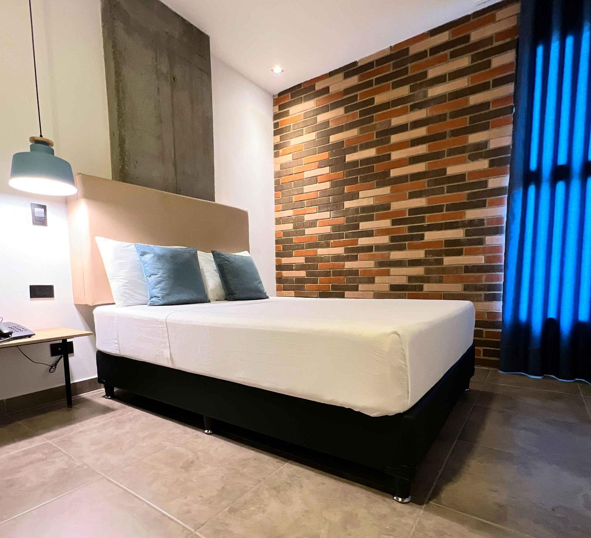 Apartahotel Medellín Zewnętrze zdjęcie
