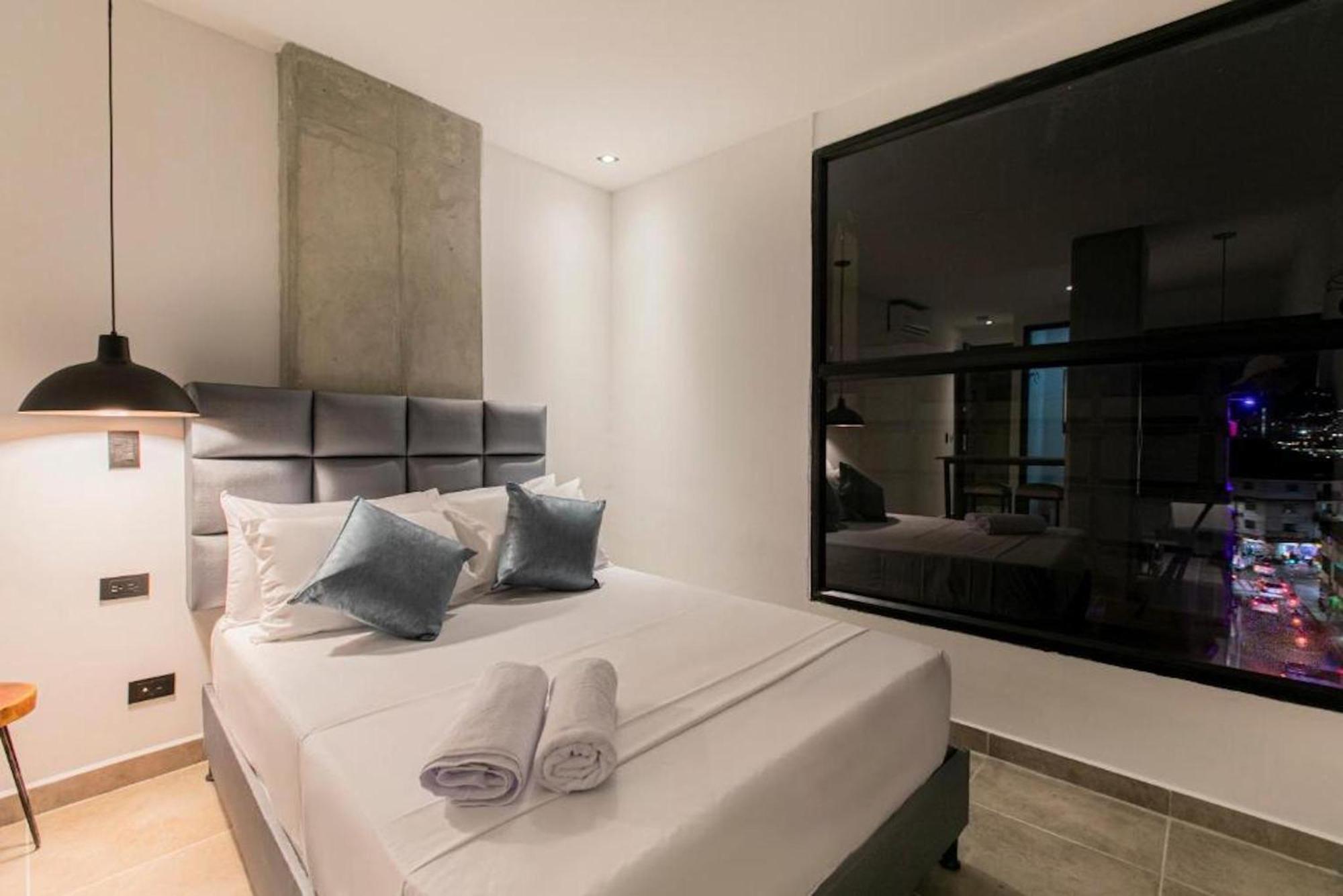 Apartahotel Medellín Zewnętrze zdjęcie