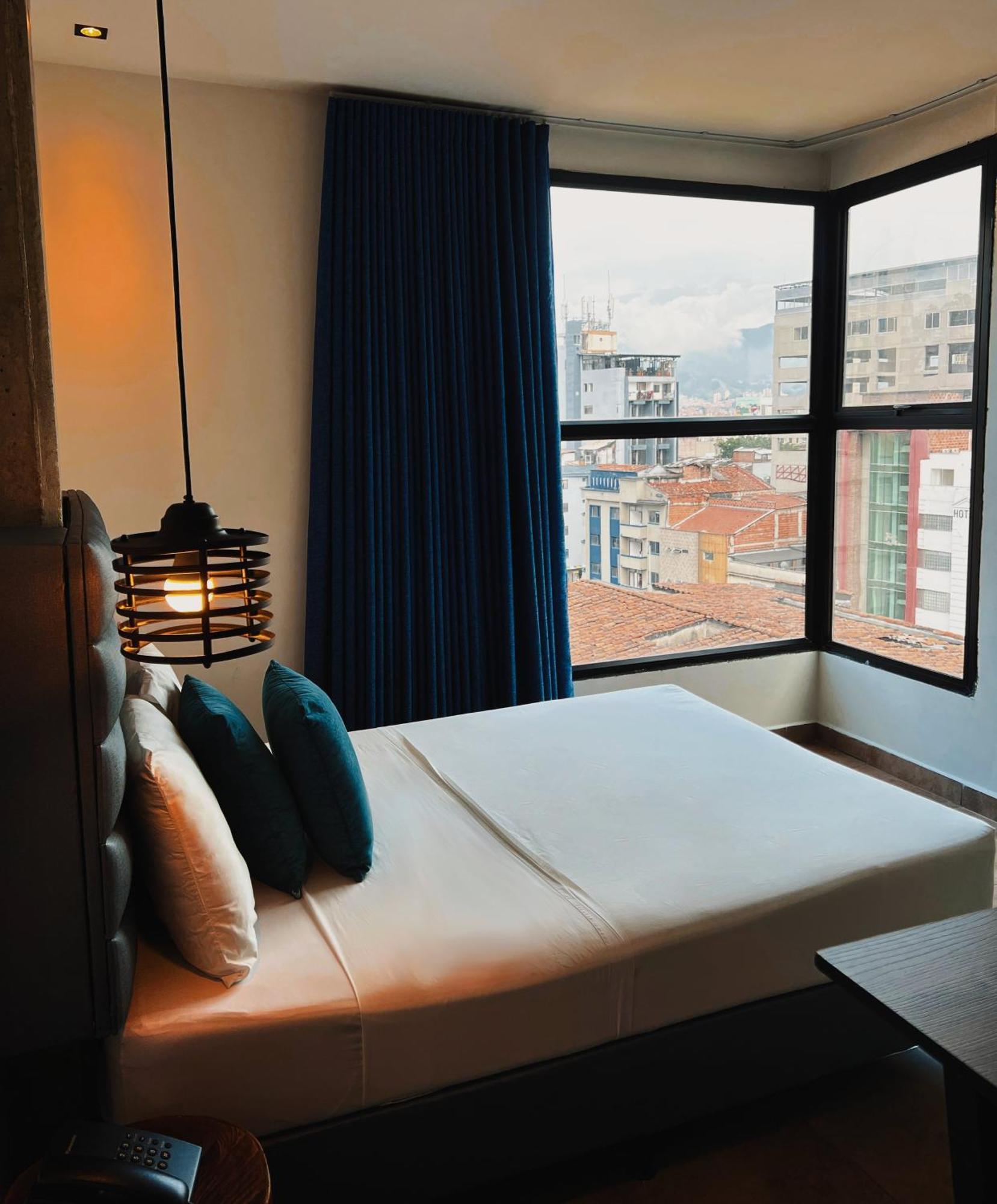 Apartahotel Medellín Zewnętrze zdjęcie