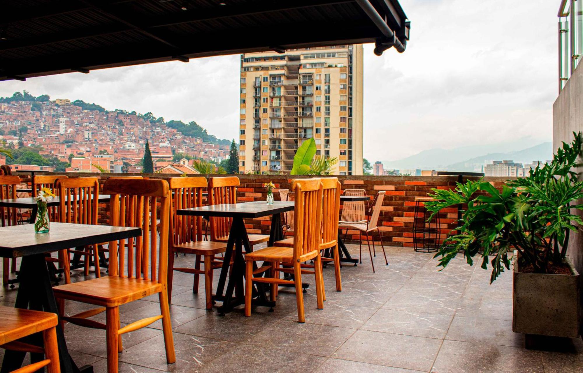 Apartahotel Medellín Zewnętrze zdjęcie