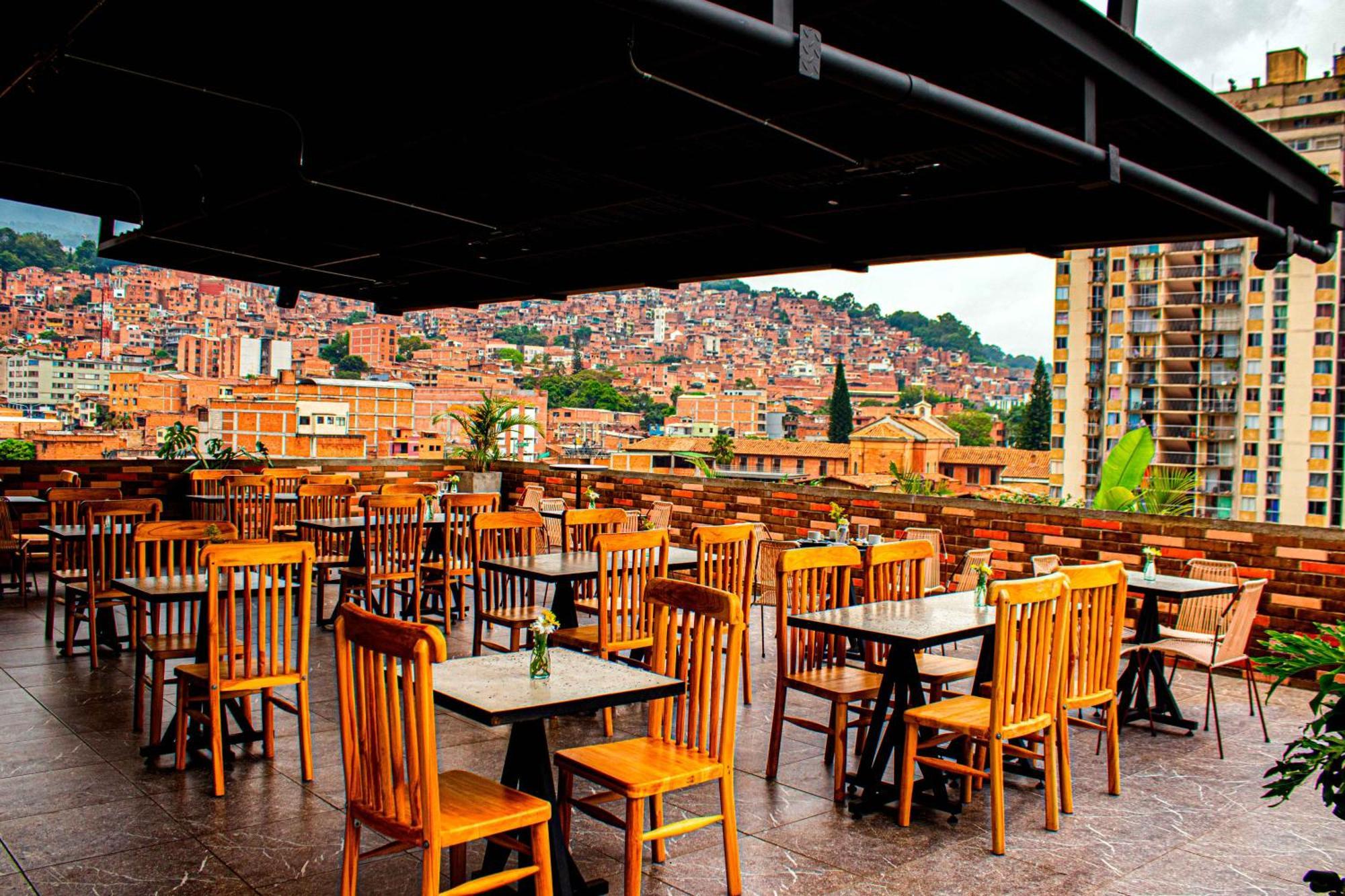 Apartahotel Medellín Zewnętrze zdjęcie